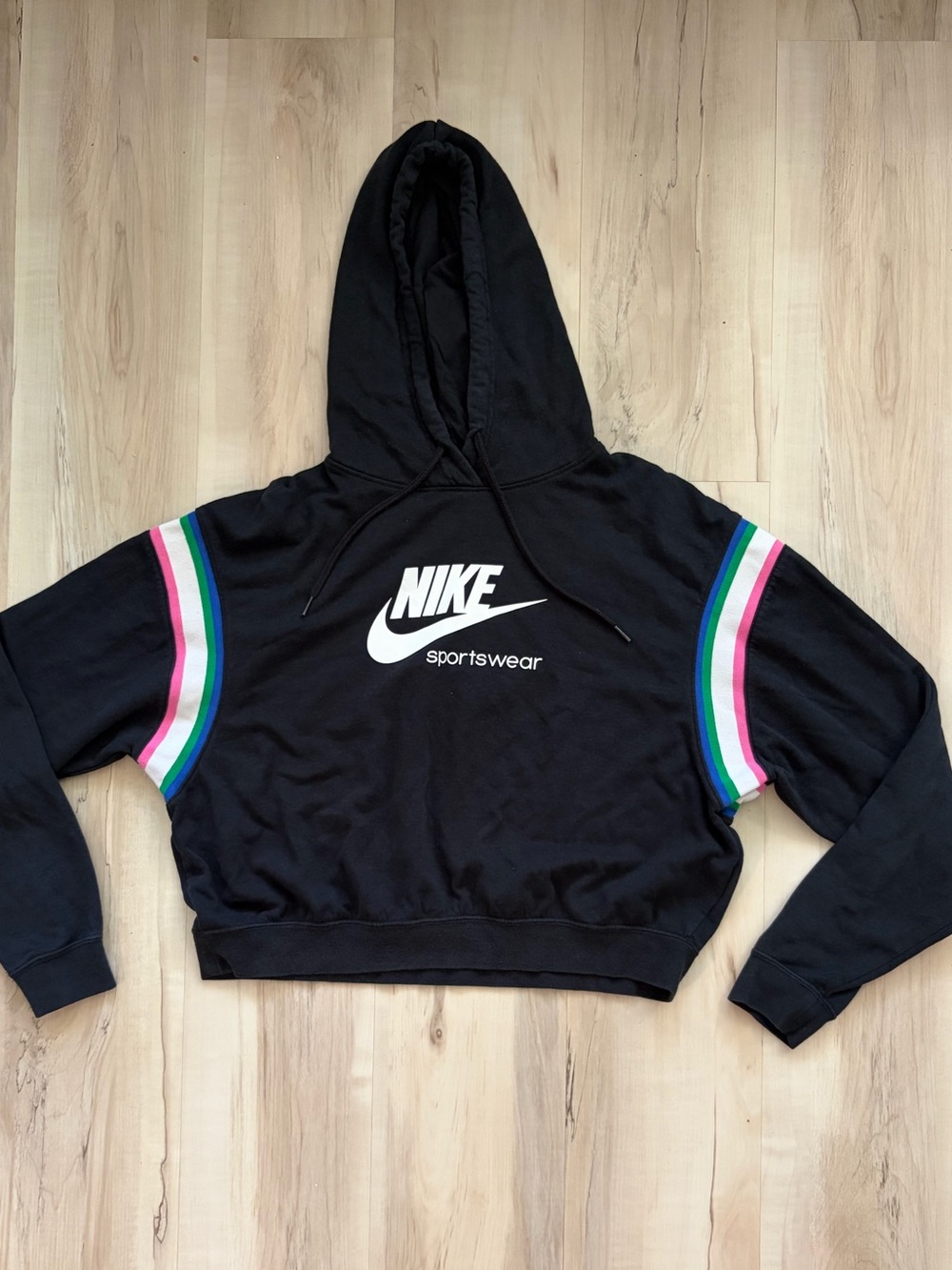Nike Sportswear Women’s Cropped Hoodie Medium Black Rainbow Stripe Pullover